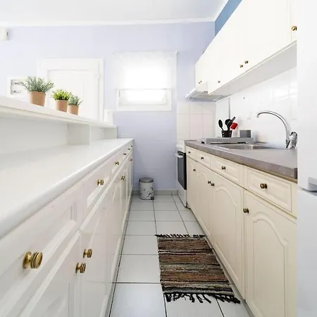 Apartman Semiramis With View / Sleeps 9 Adults *