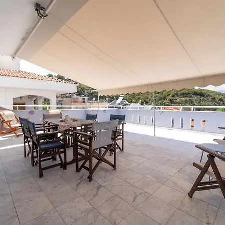 Semiramis With View / Sleeps 9 Adults * Nea Iraklitsa